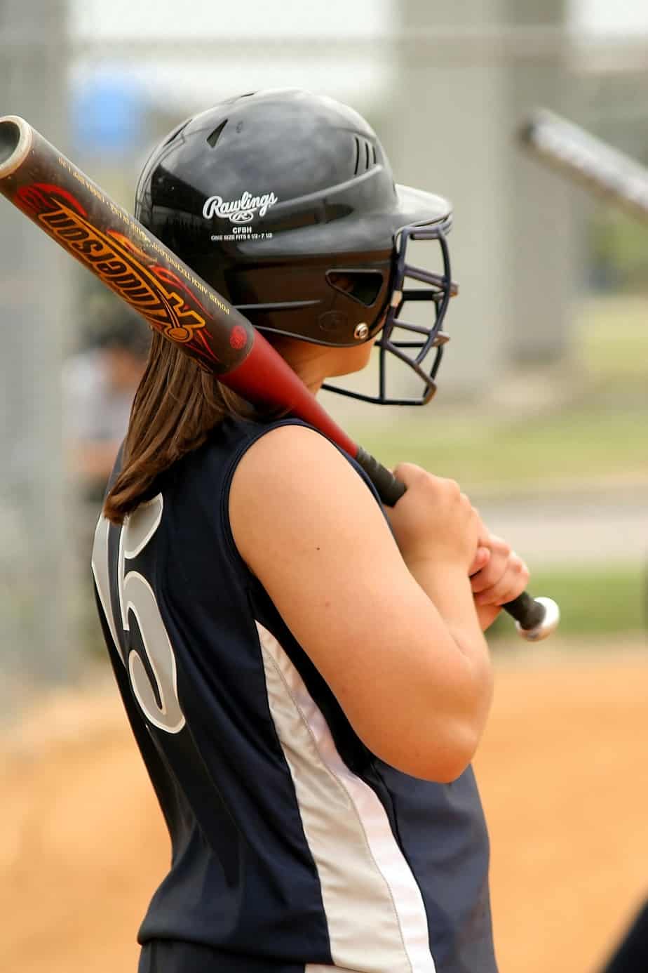 how-to-tell-if-a-softball-bat-is-shaved-4-ways-to-find-out-stick-bat