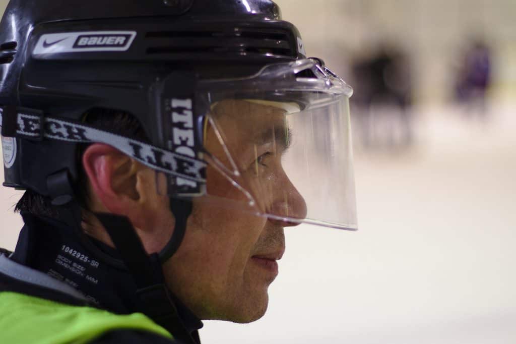 Prescription Hockey Visors Benefits Of Using Them And Where To Find One 