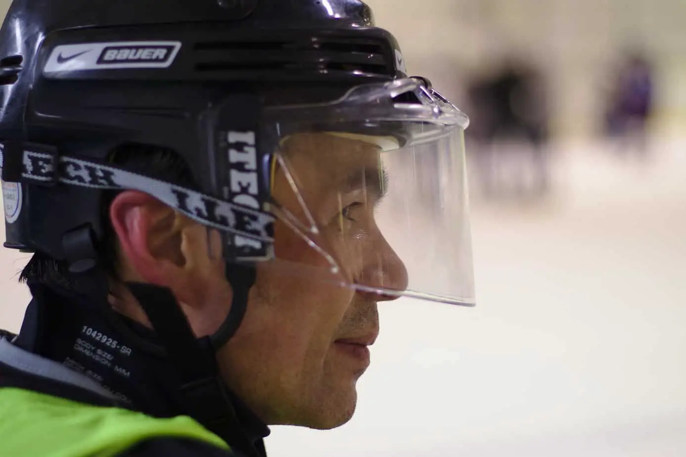 Prescription Hockey Visors: Benefits Of Using Them & Where To Find One