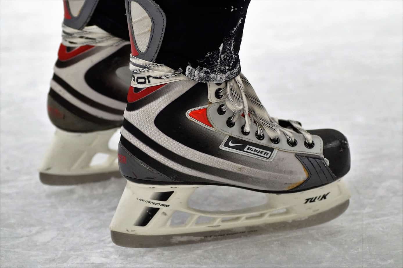 Bauer Vapor Vs Supreme: Which is Better?