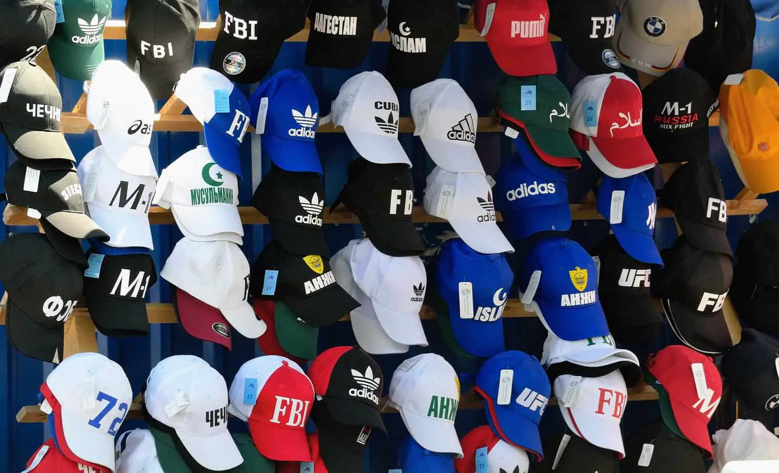 Baseball Cap vs Golf Cap: Is There a Difference?!